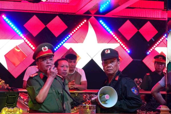 Triệt phá tụ điểm sử dụng ma túy quy mô lớn