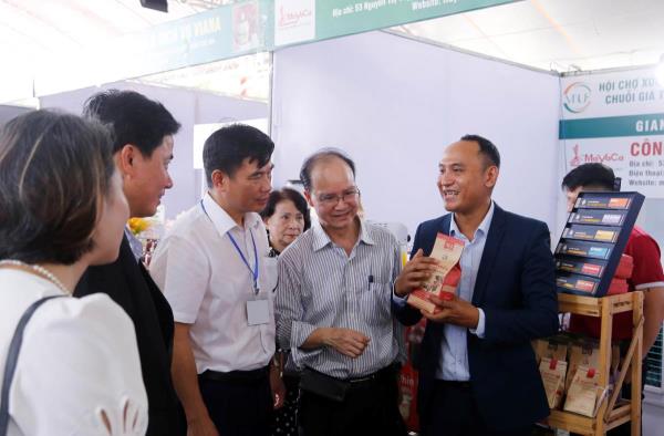 Kết nối cung – cầu hơn 100 nhóm sản phẩm của 40 doanh nghiệp trong chuỗi nông lâm thuỷ sản Đà Nẵng