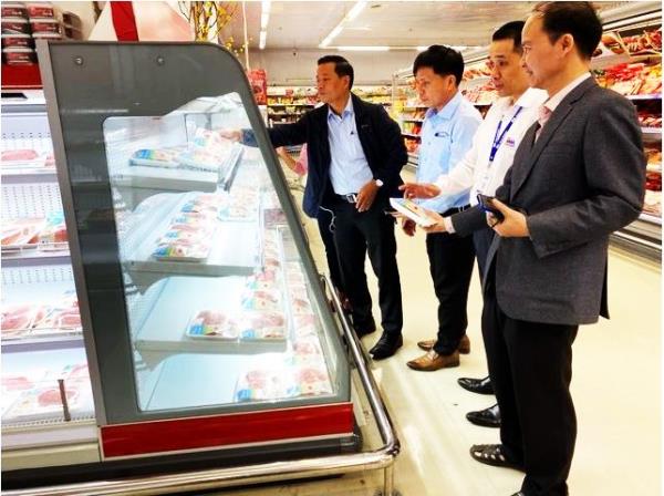 Lập các đường dây nóng tiếp nhận các phản ánh, tố giác về vi phạm an toàn thực phẩm