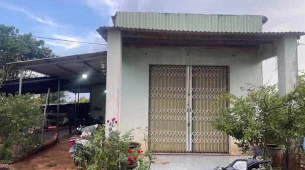 Nghi án mẹ đầu độc 2 con nhỏ rồi treo cổ tự vẫn