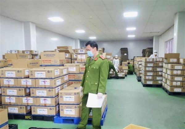 Tập trung thanh, kiểm tra phát hiện thực phẩm bảo vệ sức khỏe giả, sữa giả