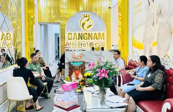 Cơ quan chức năng Gia Lai làm việc với thẩm mỹ viện phẫu thuật căng da mặt chui gây biến chứng cho khách hàng