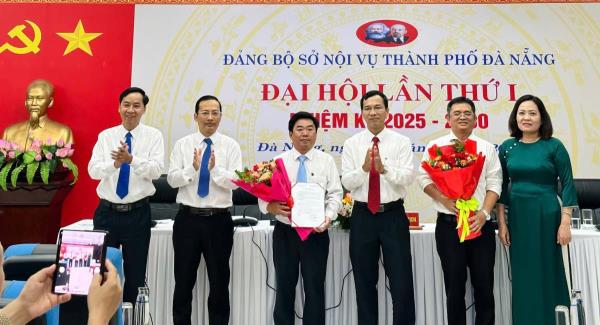 Đà Nẵng công bố quyết định thành lập Chi bộ Đặc khu Hoàng sa