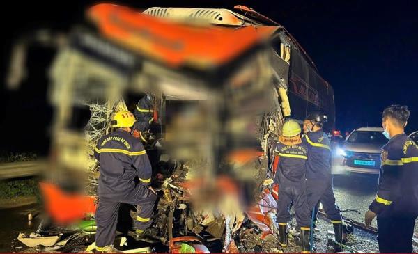 Khẩn trương điều tra nguyên nhân vụ tai nạn giao thông nghiêm trọng trên cao tốc Đà Nẵng - Quảng Ngãi