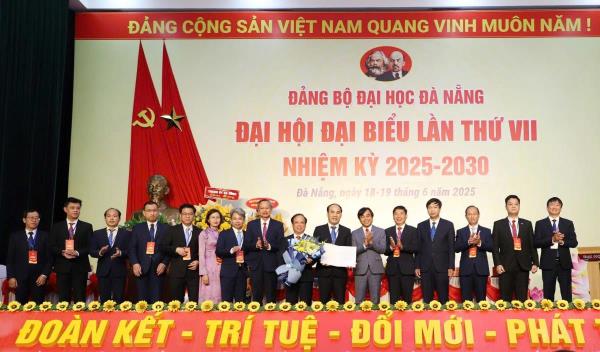 Đại hội Đảng bộ Đại học Đà Nẵng lần thứ VII: Đoàn kết - Trí tuệ - Đổi mới - Phát triển