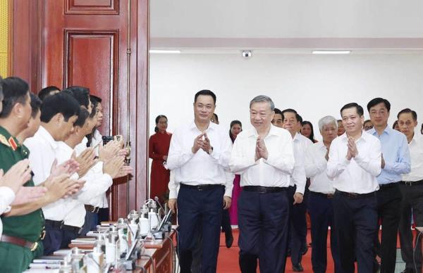 Tổng Bí thư: Hợp nhất Quảng Bình và Quảng Trị thể hiện tầm nhìn dài hạn gắn mục tiêu liên kết, phát triển bền vững