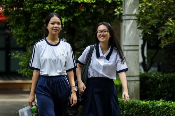 Thi tốt nghiệp THPT 2025: Xem gợi ý giải đề thi môn ngữ văn tại đây