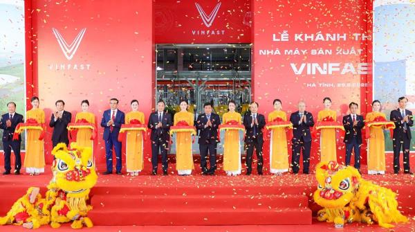 Vingroup khánh thành nhà máy sản xuất ô-tô điện VinFast tại Hà Tĩnh