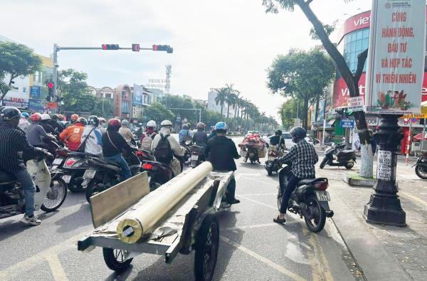 Mắc võng trên vạch mắt võng