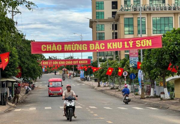 Ngày mới ở Đặc khu Lý Sơn