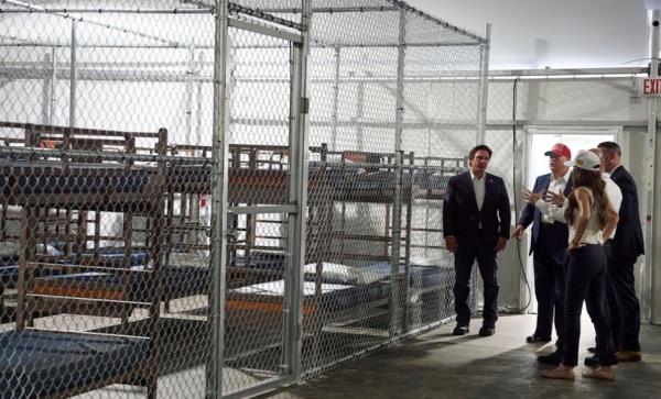 Alligator Alcatraz- trung tâm giam giữ người nhập cư mới tại Mỹ