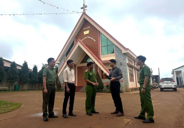 Công an xã Đắk Song giữ nhịp bình yên ngay những ngày đầu triển khai mô hình mới