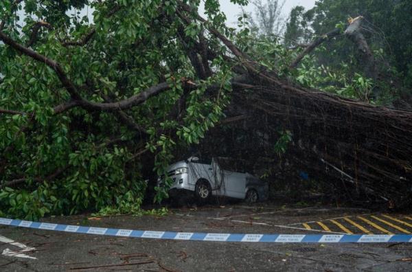 Bão Wipha đổ bộ Trung Quốc
