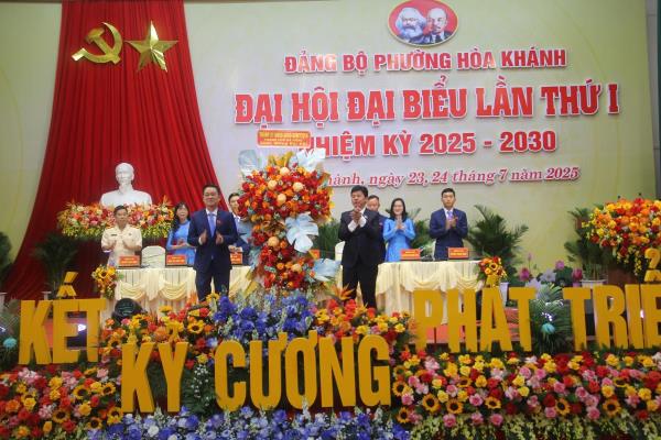 Phấn đấu đưa Hòa Khánh trở thành hạt nhân liên kết phát triển giữa đô thị, công nghiệp và nông thôn phía Tây