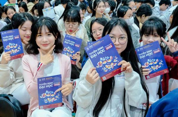 Trường Đại học Bách khoa có điểm sàn cao nhất Đại học Đà Nẵng