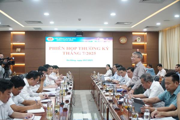 Đà Nẵng xem xét 18 vấn đề quan trọng, cấp bách