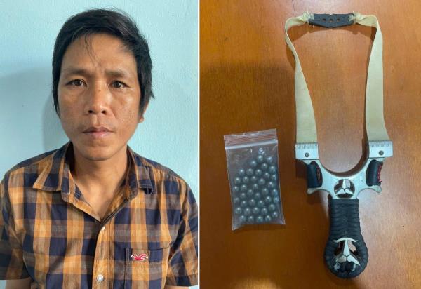 Dùng ná cao su bắn người gây thương tích