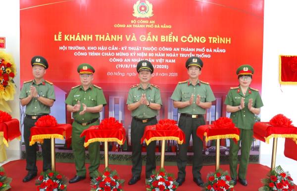 Khánh thành công trình Hội trường, kho Hậu cần kỹ thuật Công an TP Đà Nẵng