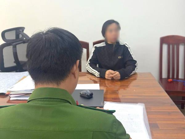 Khởi tố 3 đối tượng tổ chức cho người khác xuất cảnh trái phép