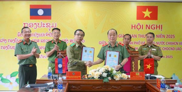 Công an TP Đà Nẵng và tỉnh Sê Kông (Lào) ký kết biên bản hợp tác thường niên năm 2025