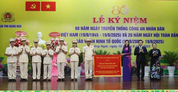 Công an tỉnh Quảng Ngãi kế thừa, phát huy truyền thống vẻ vang của lực lượng Công an nhân dân Việt Nam