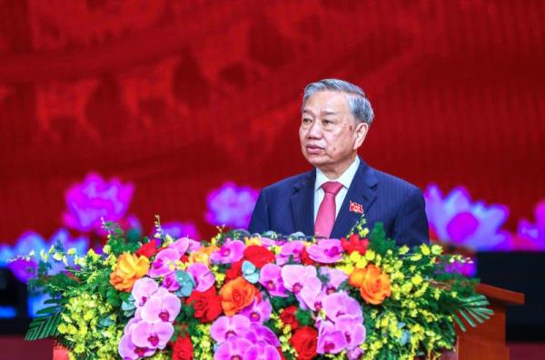 Khi xương sống thẳng, cơ bắp khỏe và trái tim ấm, CAND sẽ vượt qua mọi thử thách