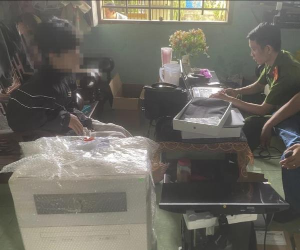 Tiền không trao vẫn lừa múc cháo