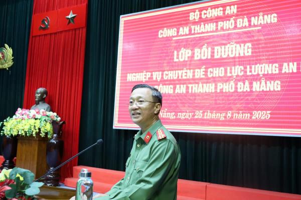 Hơn 400 cán bộ, chiến sỹ tham dự Lớp bồi dưỡng nghiệp vụ chuyên đề an ninh