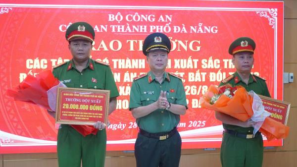 Khen thưởng lực lượng phá án, nhanh chóng bắt giữ nghi phạm gây ra vụ cướp tại Đà Nẵng