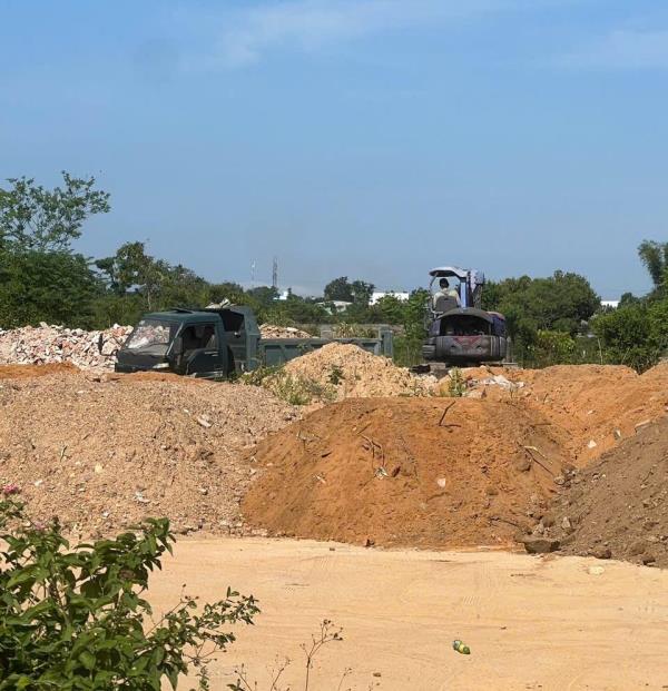 Ăn theo... vùng giáp ranh