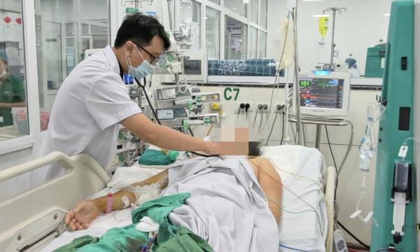 Cảnh báo từ việc ghi nhận nhiều bệnh nhân sốt xuất huyết nguy kịch sau vài ngày sốt cao