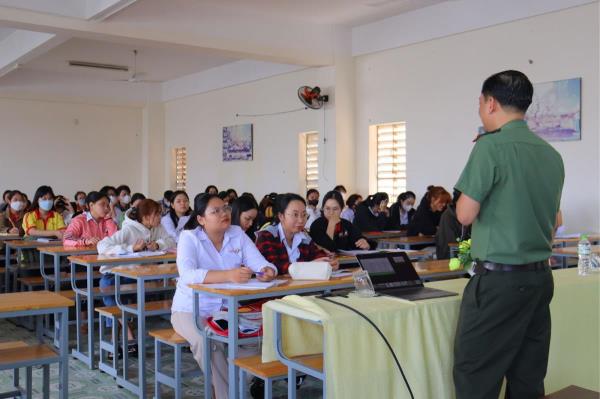 Chủ tịch UBND TP Đà Nẵng kêu gọi thực hiện 5 giải pháp phòng chống tội phạm trên không gian mạng