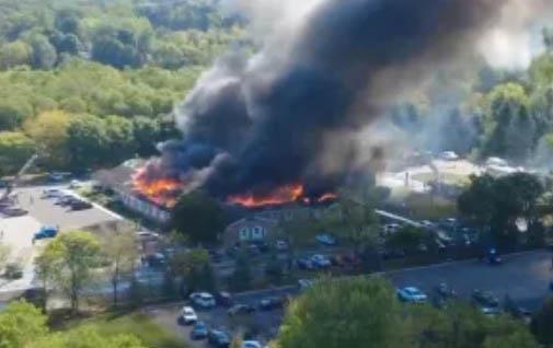 Nhiều vụ xả súng đẫm máu tại Mỹ, nhà thờ Mormon ở Michigan bị tấn công