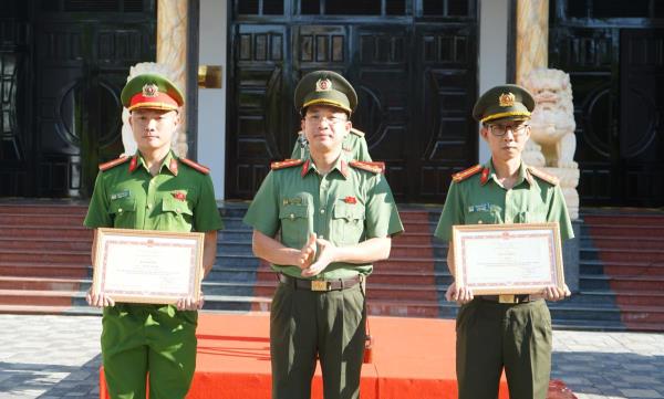 Hàng loạt chiến công nổi bật, nhiều đơn vị thuộc Công an TP Đà Nẵng được khen thưởng