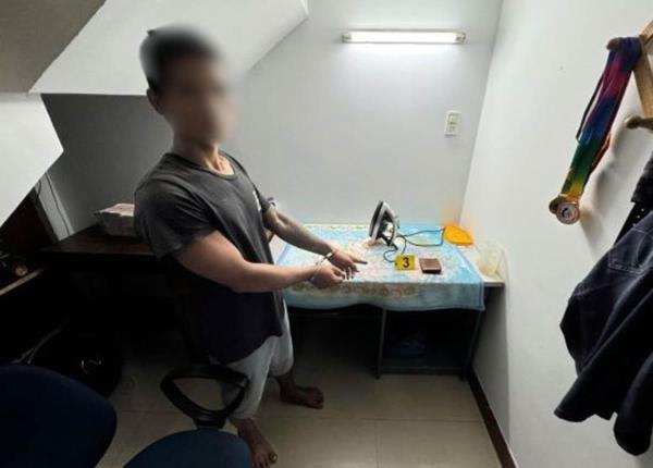 Ngựa quen đường cũ