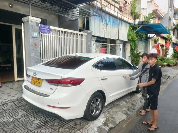 Truy nhanh 2 đối tượng trộm tiền