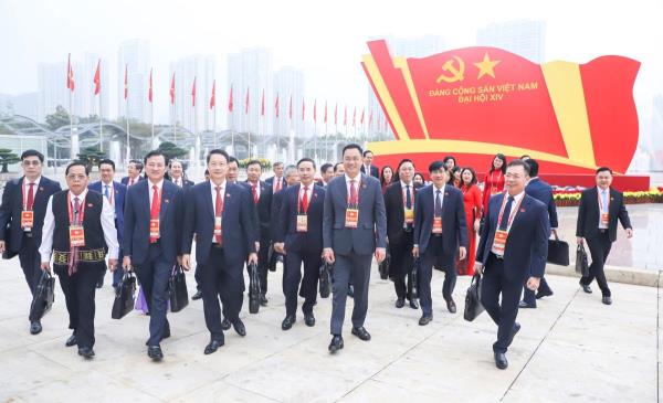 Đoàn đại biểu Đảng bộ thành phố Đà Nẵng tham dự phiên khai mạc Đại hội XIV của Đảng