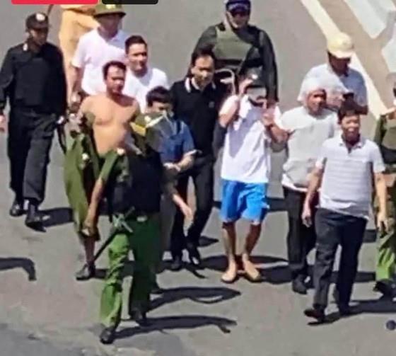 Công an thông tin vụ dùng súng AK cướp tiệm vàng tại chợ Đông Ba