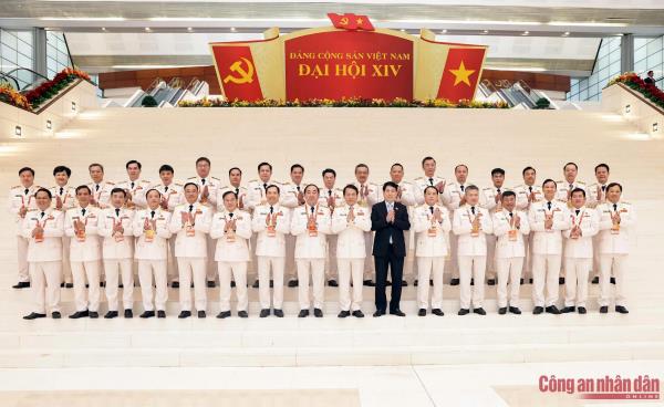 Chủ tịch nước Lương Cường dự buổi làm việc tại Đoàn đại biểu Đảng bộ Công an Trung ương