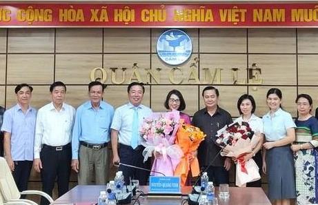 Công bố quyết định bổ nhiệm Trưởng phòng Giáo dục - Đào tạo quận Cẩm Lệ