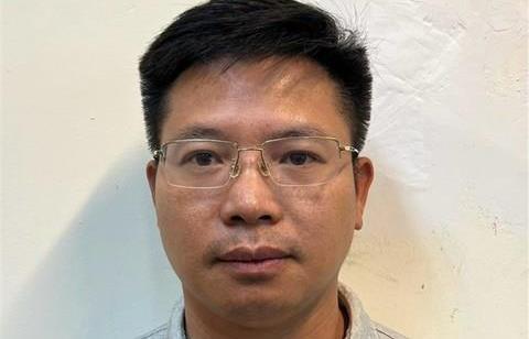 Khởi tố Phó Cục trưởng thuộc Bộ Tài nguyên Môi trường tội nhận hối lộ