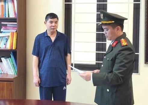 Khởi tố 2 đối tượng làm giả giấy khám sức khỏe của bệnh viện để bán