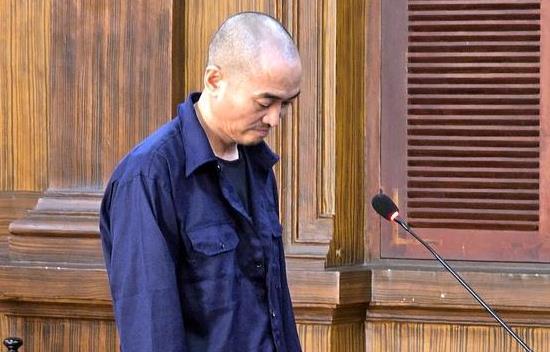 Hành khách nước ngoài trộm tiền trên máy bay lãnh án tù