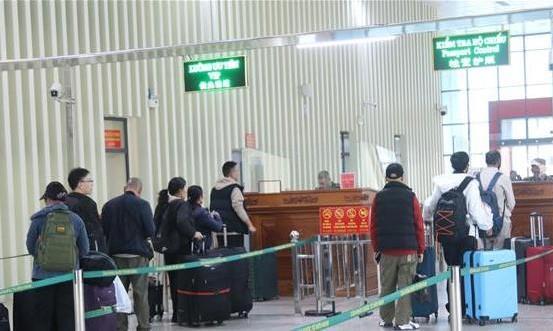 Giám sát chặt các bệnh truyền nhiễm, nhất là ca bệnh lây qua đường hô hấp