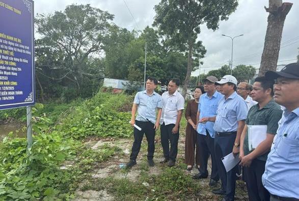 Giám sát tình hình triển khai dự án Cụm công nghiệp Hòa Khánh Nam và Chợ đầu mối Hòa Phước