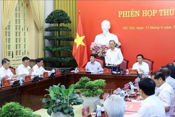 Chủ tịch nước Tô Lâm chủ trì phiên họp thứ ba Ban chỉ đạo Tổng kết 40 năm đổi mới