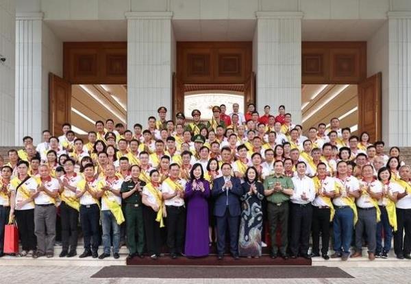 Thủ tướng Phạm Minh Chính kêu gọi cùng nhau tiếp tục hành trình hiến máu cứu người