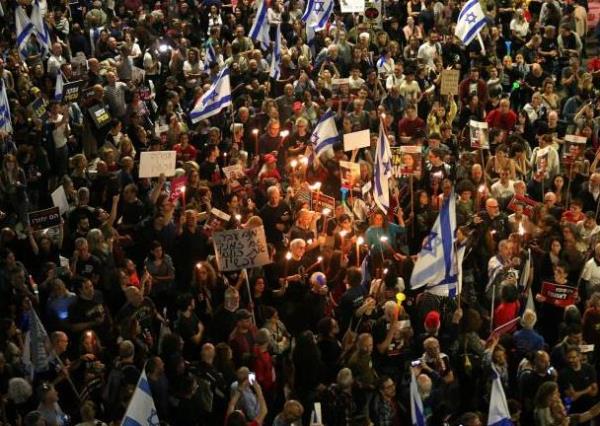 Người Israel biểu tình phản đối chính phủ