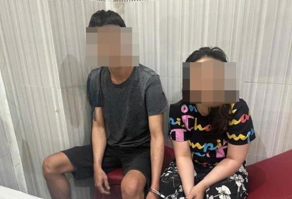 Đôi nam nữ vào nhà nghỉ… đập đá