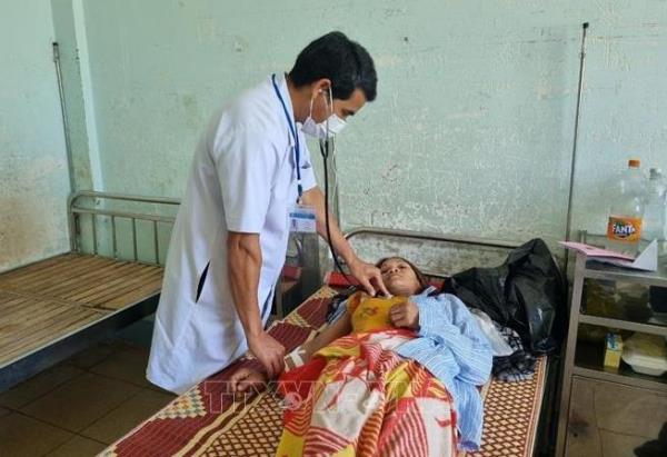 Kon Tum trước nguy cơ thiếu bác sĩ ở cơ sở